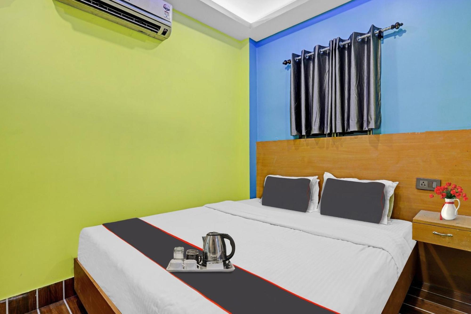 Hotel O Garchuk Market Formerly Trendz Stay グワーハーティー エクステリア 写真